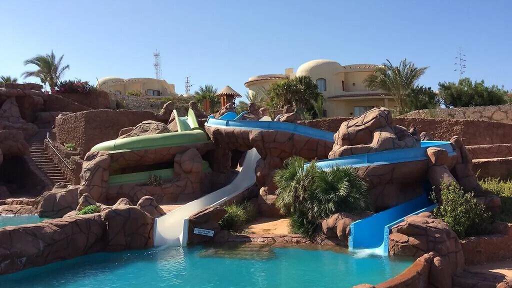 Hauza Beach Hotel and Resort